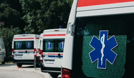 巩义救护车转运病人过路高速收费吗？